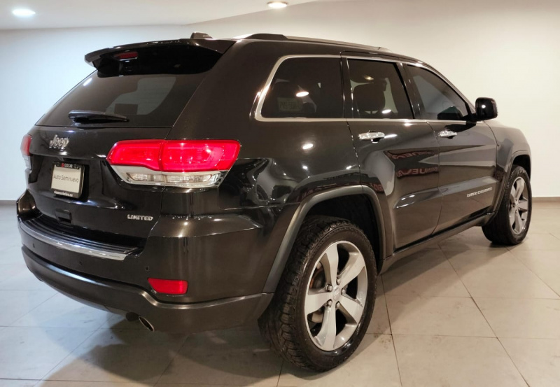 Jeep Grand Cherokee  5 pts. Limited Lujo, V6, 3.6l, TA, piel, QC, GPS, f. bixenón, RA-20 2016